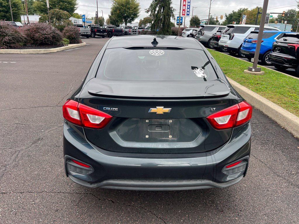 Used 2018 Chevrolet Cruze LT w/ Sun And Sound Package FWD image 6