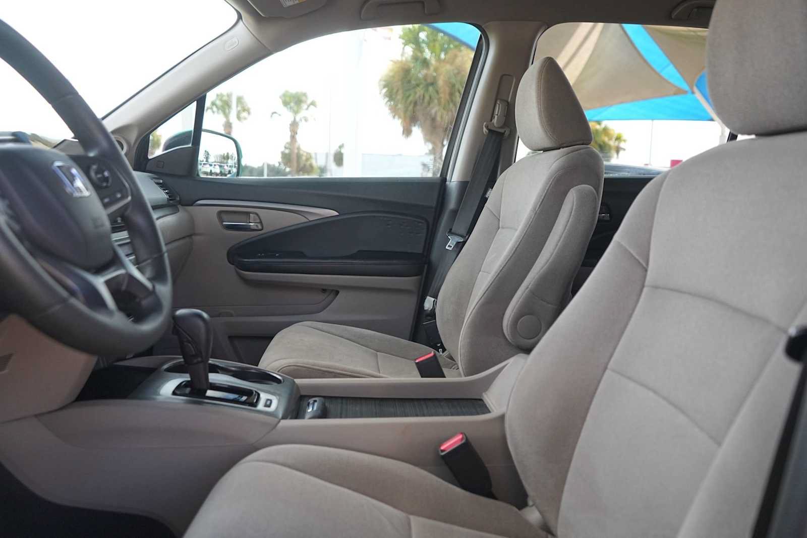Used 2020 Honda Pilot EX image 11