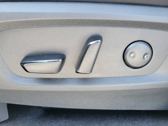 New 2025 Nissan Pathfinder SL image 12