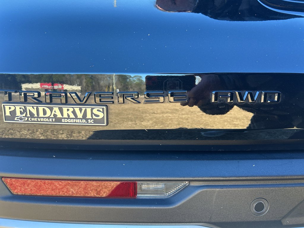 Used 2024 Chevrolet Traverse Z71 image 5