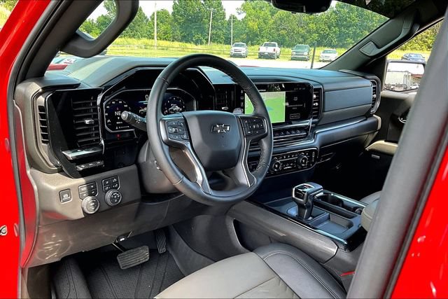 Used 2026 Chevrolet Silverado 1500 ZR2 AWD/4WD image 18