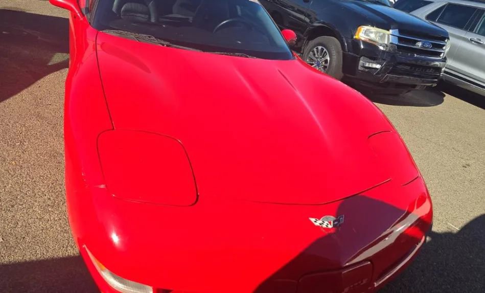 Used 2003 Chevrolet Corvette Coupe image 2