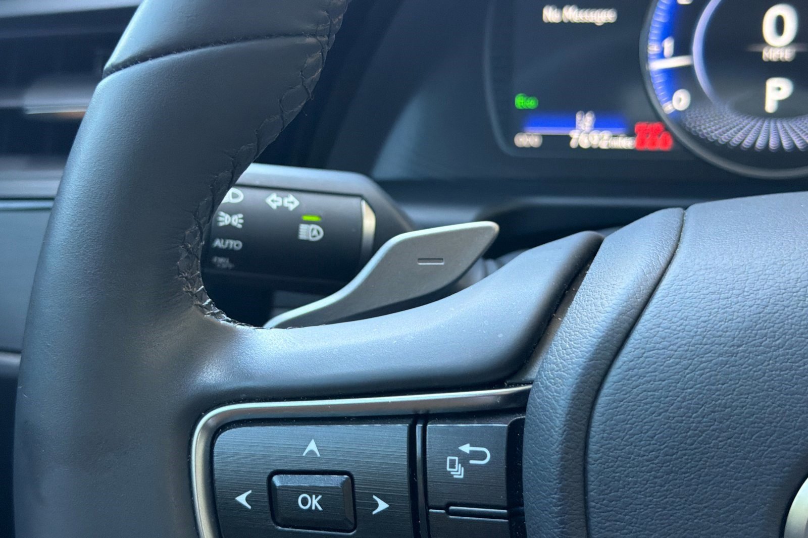 Certified 2025 Lexus ES 350 FWD image 31
