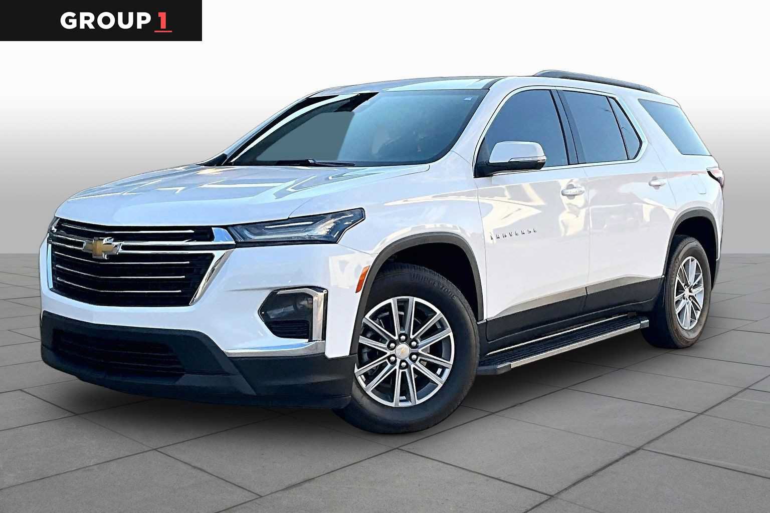 Used 2023 Chevrolet Traverse LT