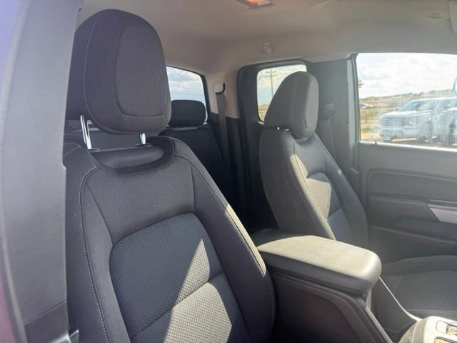 Used 2016 Chevrolet Colorado LT w/ LT Convenience Package AWD/4WD image 24
