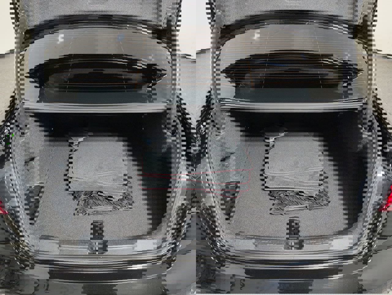 Used 2025 Audi RS 3 image 36