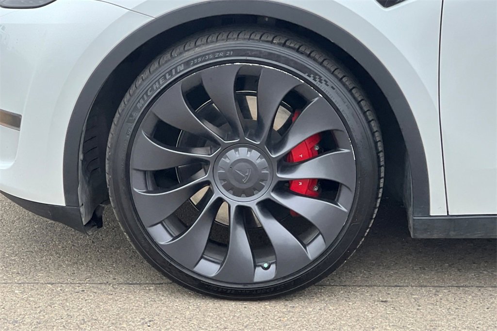 Used 2023 Tesla Model Y Performance image 26