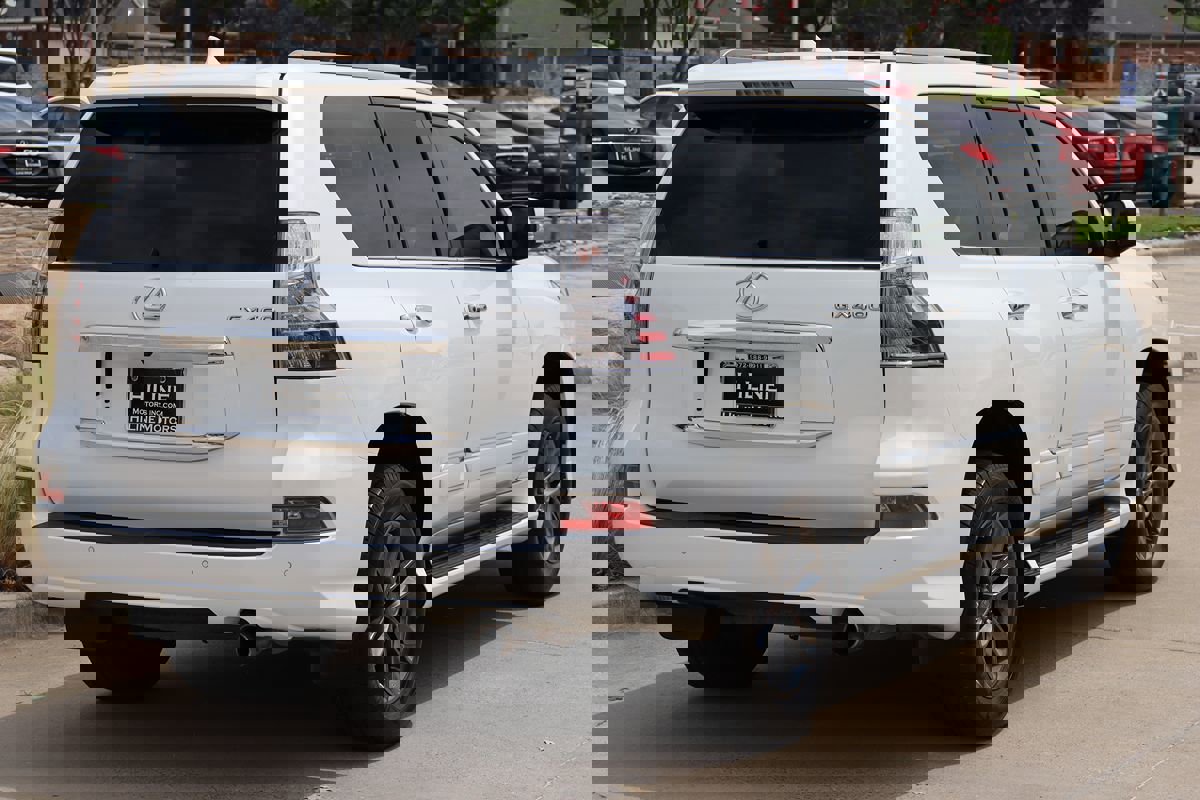 Used 2017 Lexus GX 460 Premium image 10