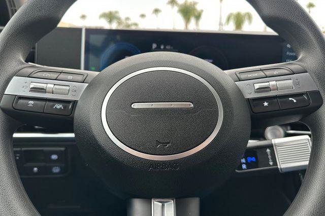Used 2026 Hyundai Tucson Blue SE AWD/4WD image 22