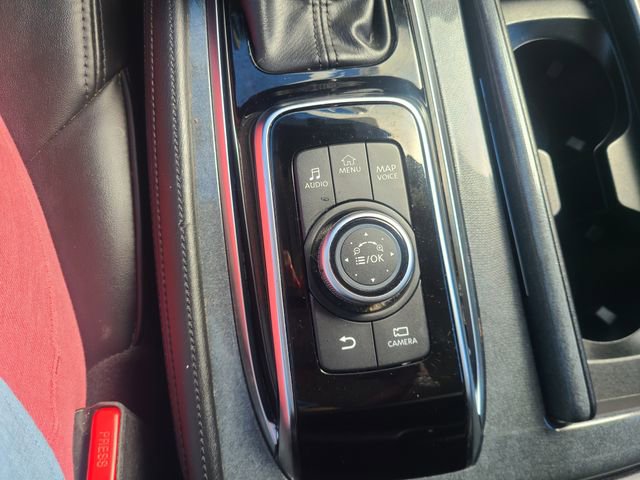Used 2021 Nissan Armada SV AWD/4WD image 14