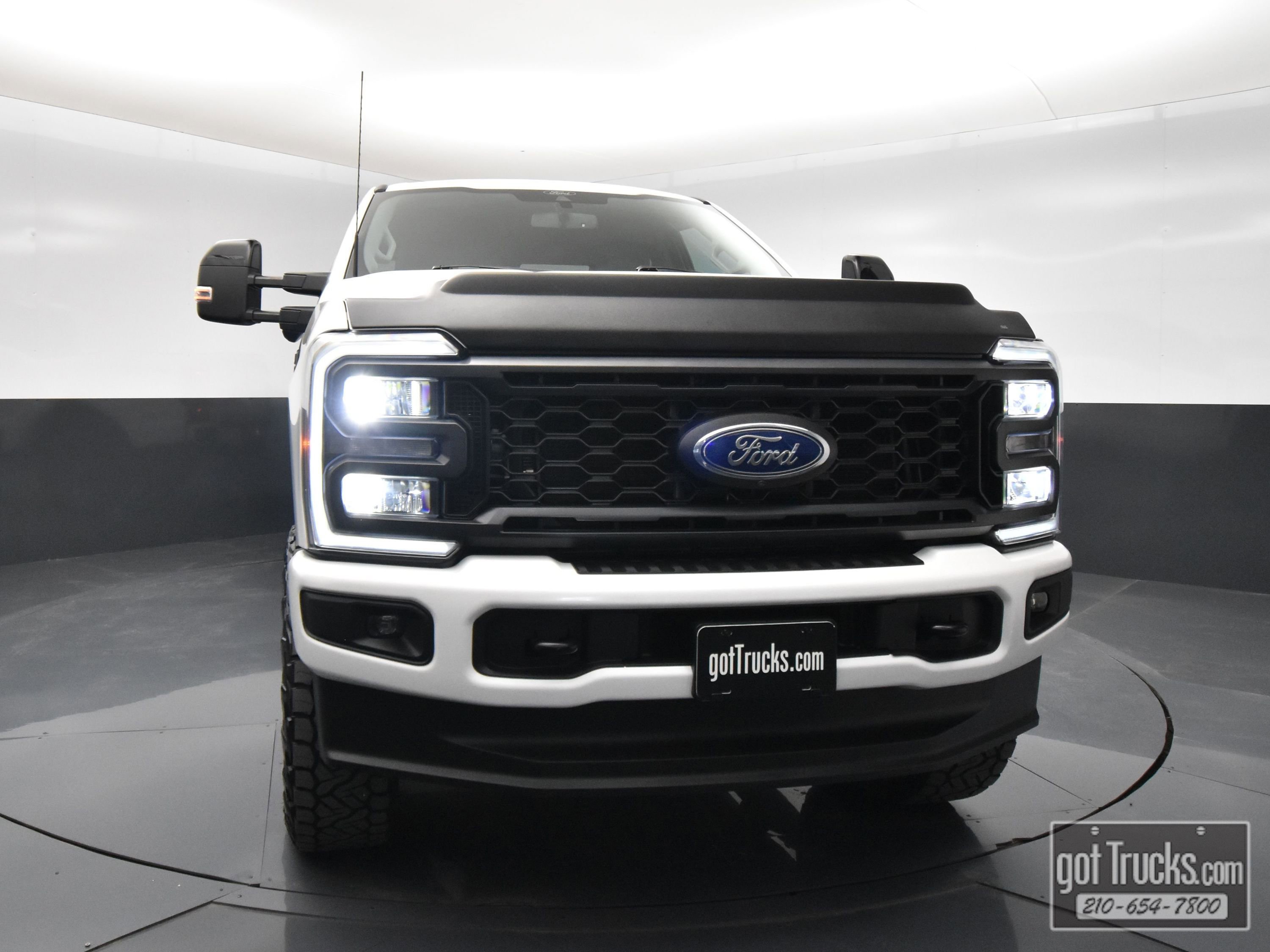 Used 2024 Ford F250 Lariat w/ Sport Appearance Package image 53
