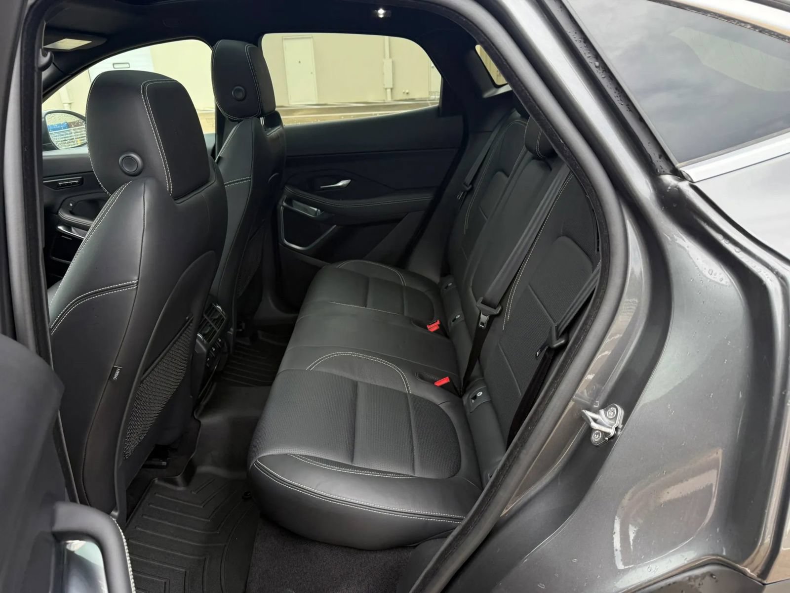Used 2018 Jaguar E-PACE R-Dynamic HSE AWD/4WD image 15