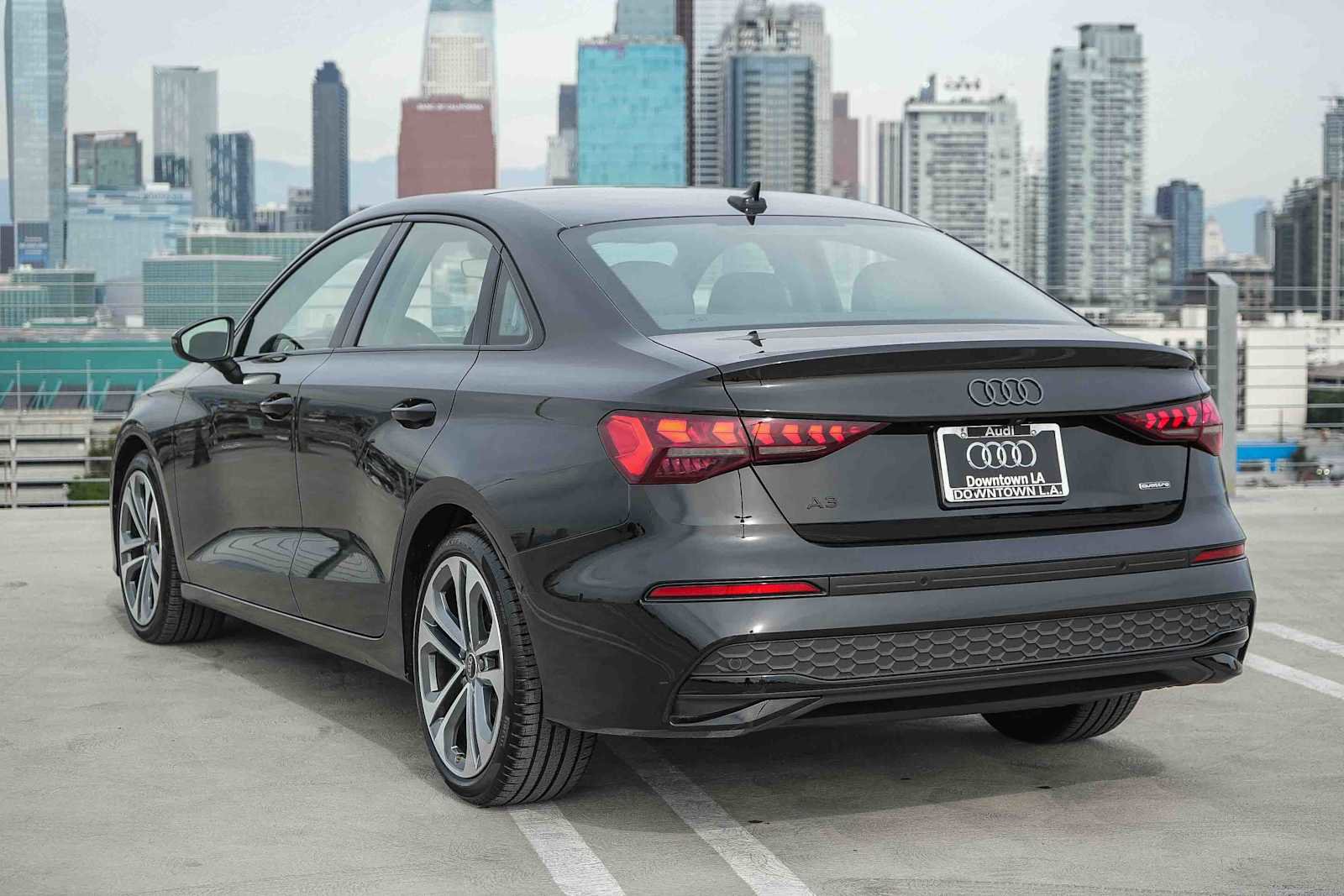 Used 2025 Audi A3 2.0T Premium w/ Black Optic Package image 9