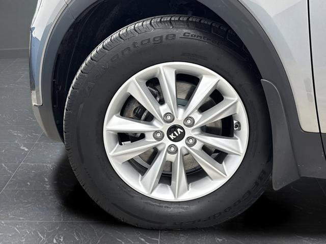 Used 2019 Kia Sorento LX w/ Option Group 020 image 33