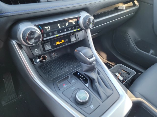 Used 2025 Toyota RAV4 XSE AWD/4WD image 12