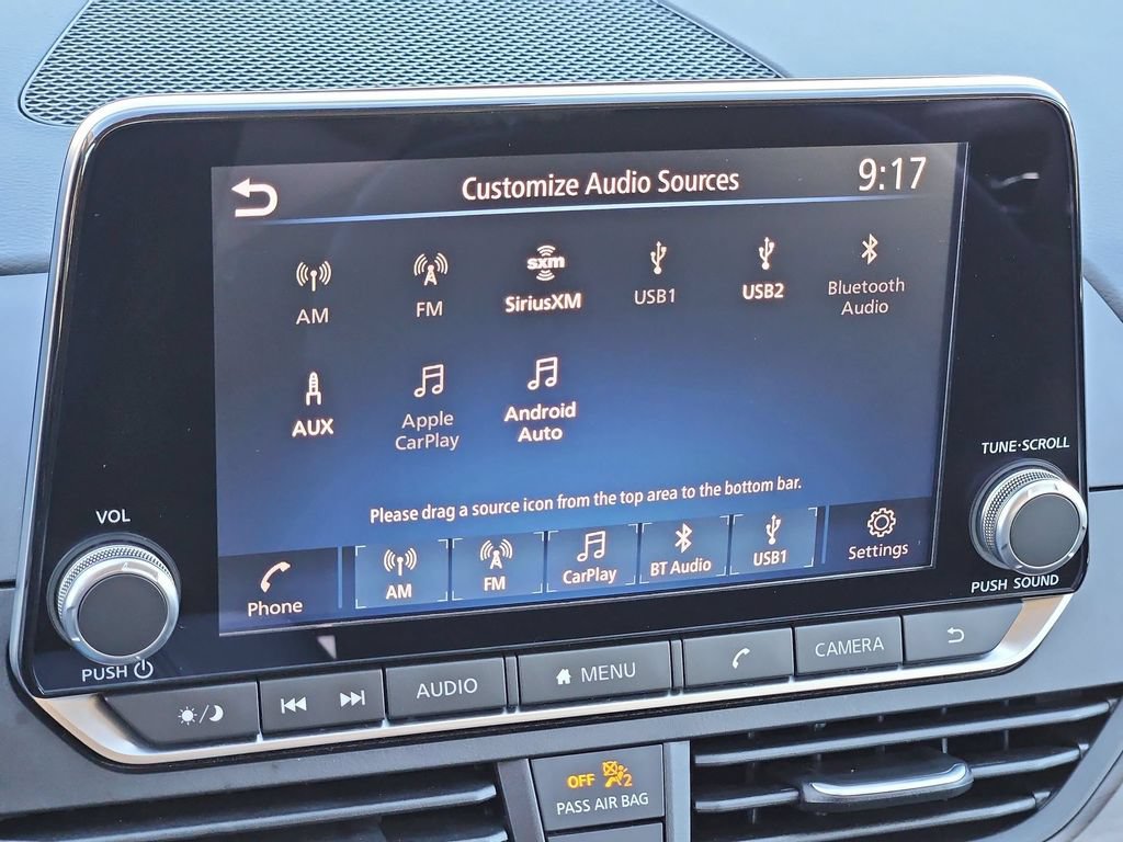 Used 2025 Nissan Altima 2.5 SV FWD image 17
