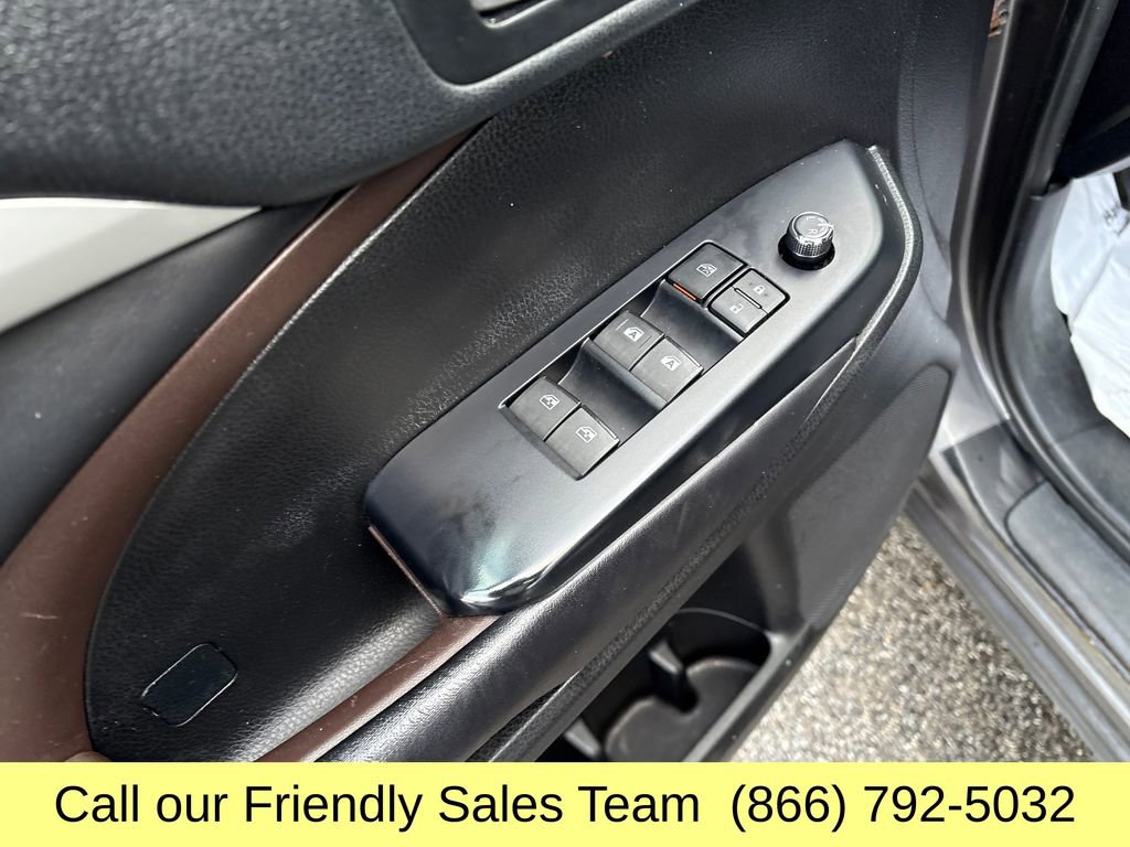 Used 2019 Toyota Highlander XLE image 13