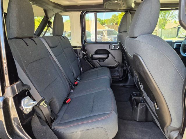 Used 2025 Jeep Wrangler Unlimited Rubicon image 26