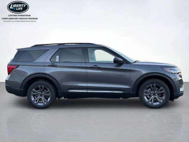 New 2026 Ford Explorer Active w/ Active Comfort Package AWD/4WD image 2