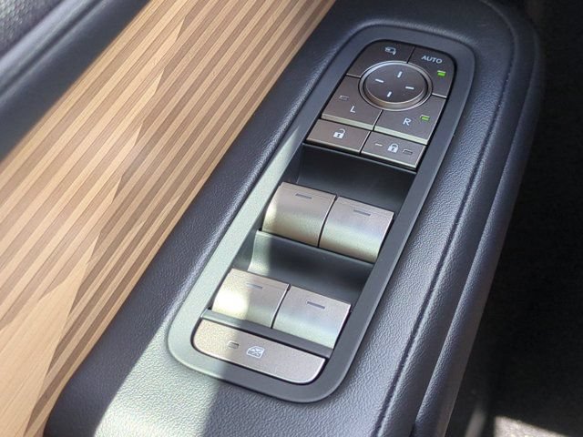 New 2026 Lexus ES 350e FWD image 22