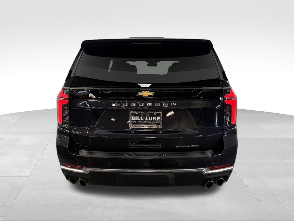 Used 2026 Chevrolet Suburban Premier AWD/4WD image 7