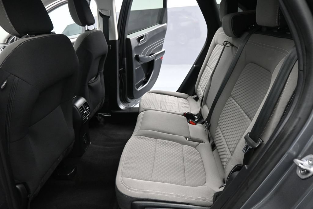 Used 2022 Ford Escape SE w/ Convenience Package FWD image 18