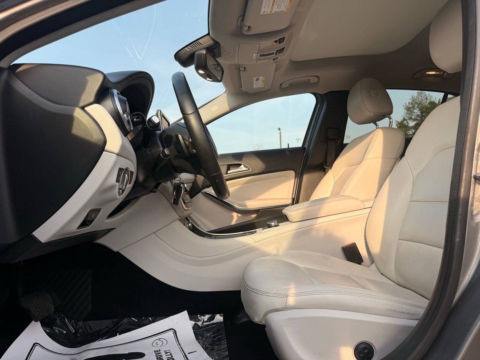 Used 2015 Mercedes-Benz GLA 250 4MATIC image 14