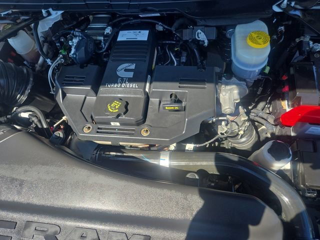 Used 2024 RAM 2500 Big Horn AWD/4WD image 17