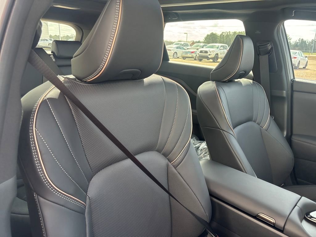 New 2026 Toyota Crown Signia Limited image 19