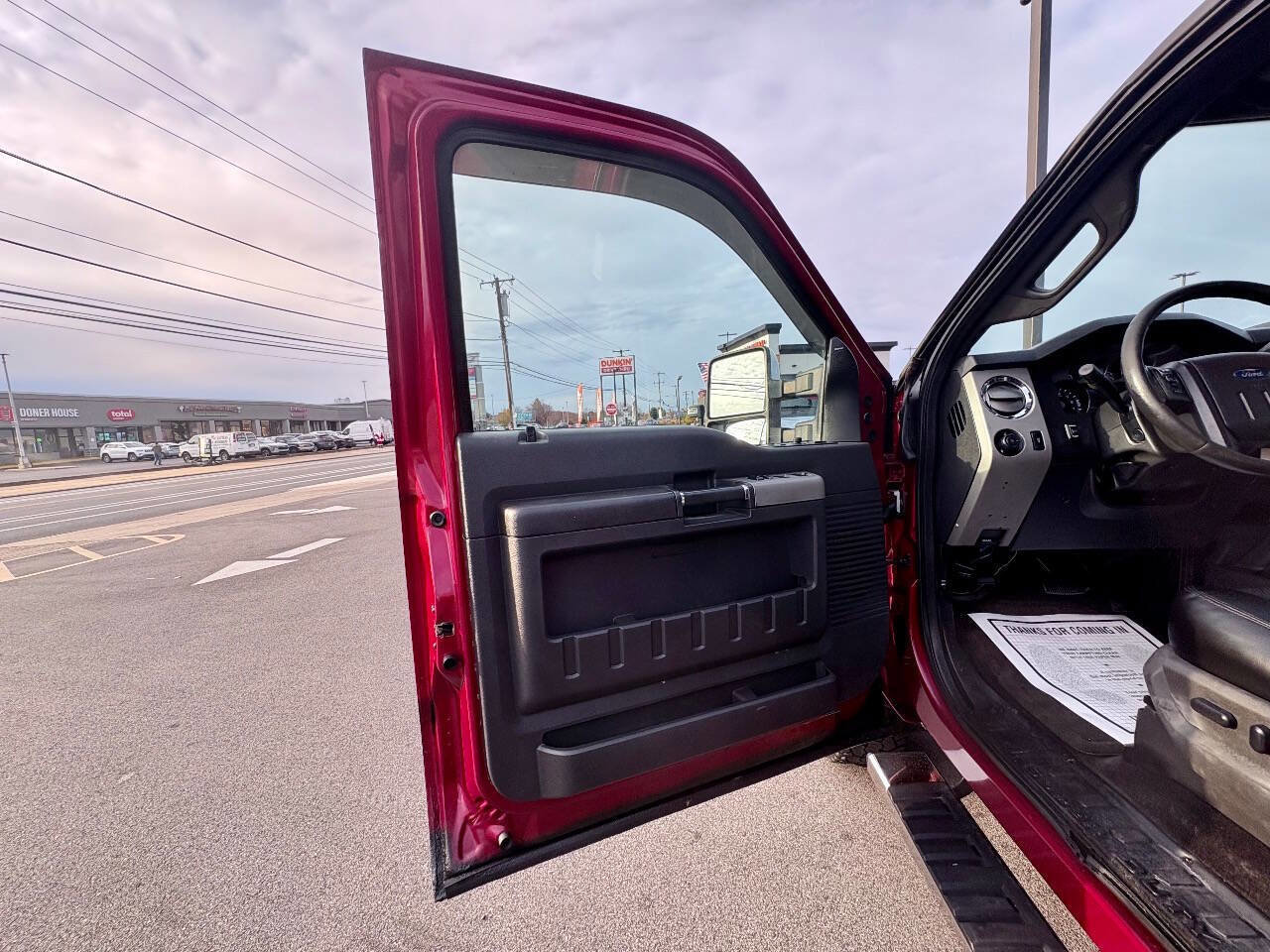 Used 2015 Ford F350 Lariat image 14