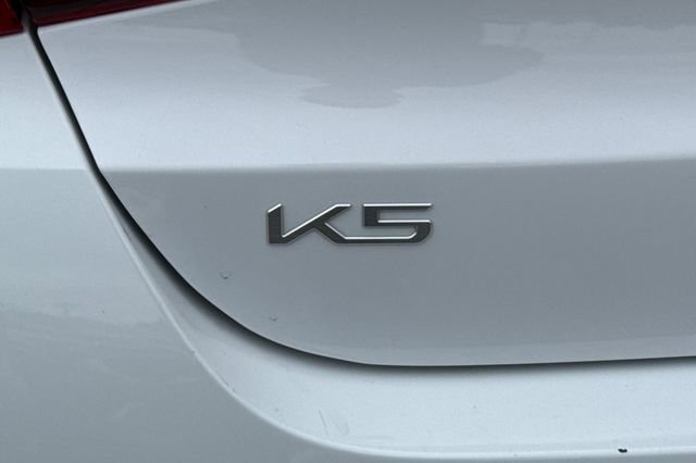 Certified 2023 Kia K5 LXS FWD image 34