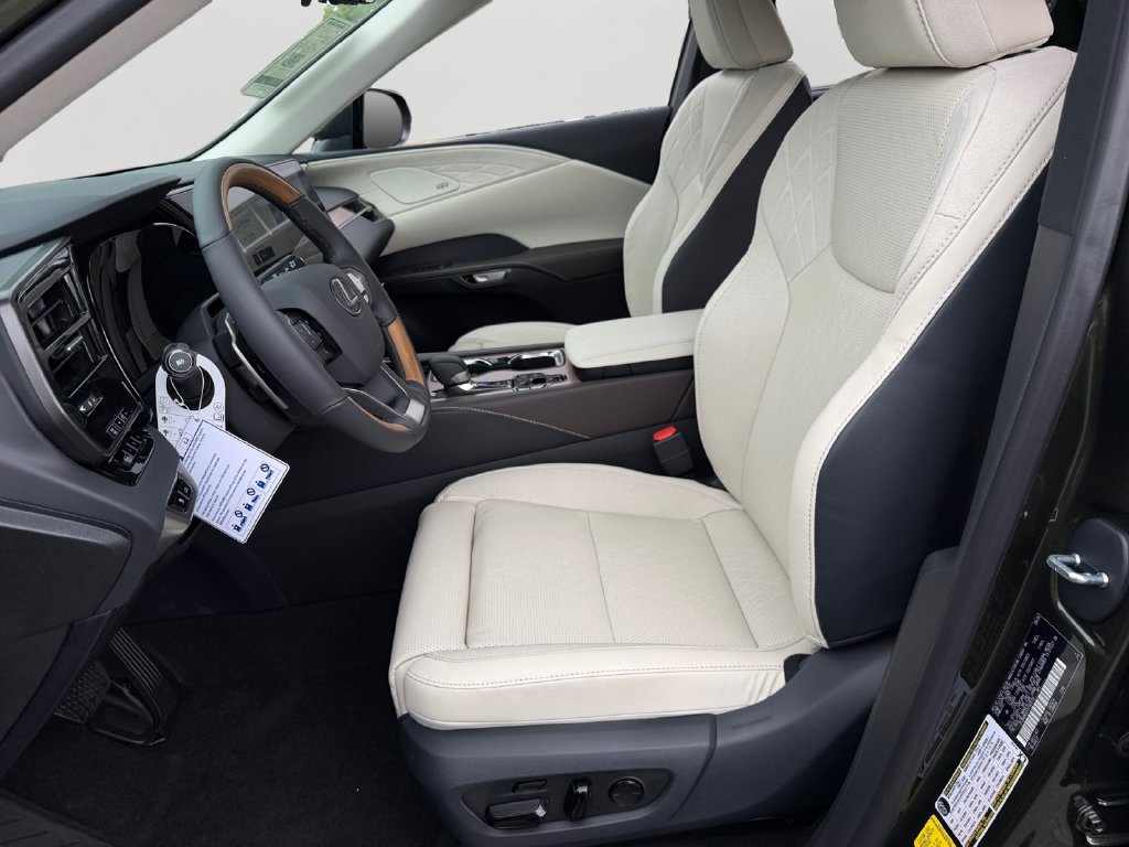 New 2026 Lexus RX 350 AWD w/ Convenience Package image 12