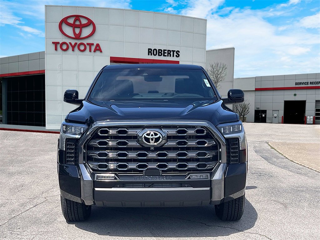 Used 2022 Toyota Tundra Platinum image 2