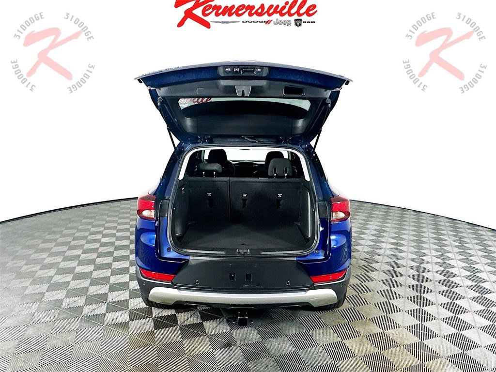 Used 2023 Chevrolet TrailBlazer LT w/ Convenience Package image 28