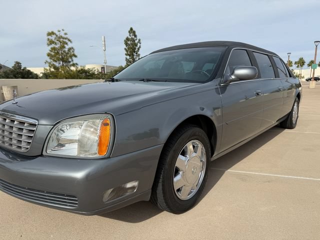 Used 2004 Cadillac De Ville Limousine FWD image 15
