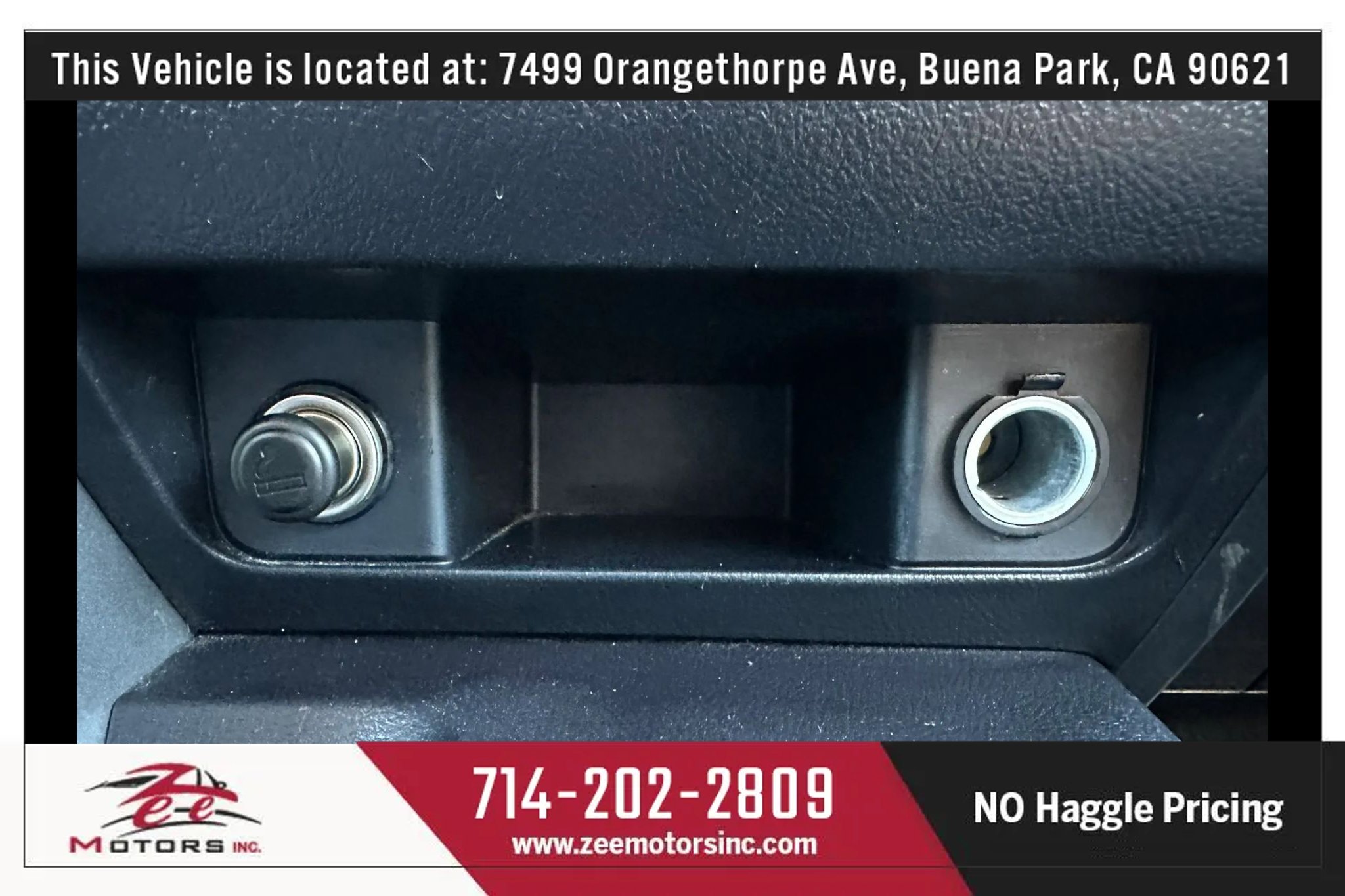 Used 2016 Toyota Sequoia SR5 w/ Premium Package RWD image 42