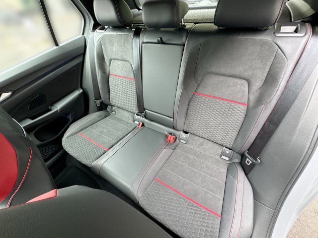 New 2026 Volkswagen GTI SE FWD image 25