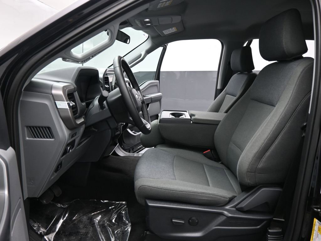 Certified 2025 Ford F150 XLT w/ Equipment Group 301A Standard image 10