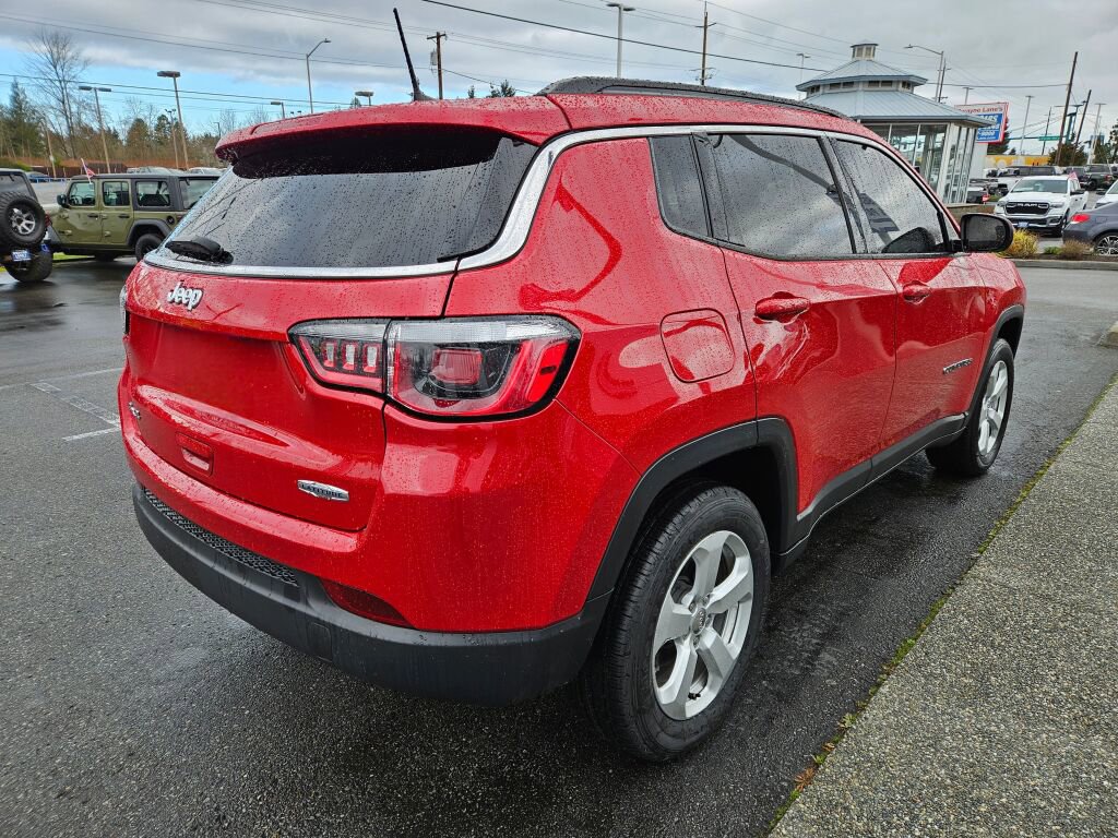 Used 2019 Jeep Compass Latitude w/ Popular Equipment Group image 3