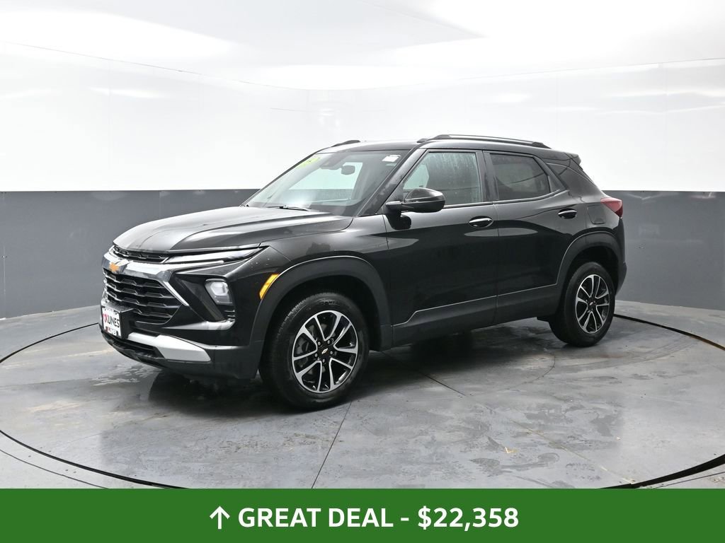 Used 2025 Chevrolet TrailBlazer LT w/ Driver Confidence Package image 10