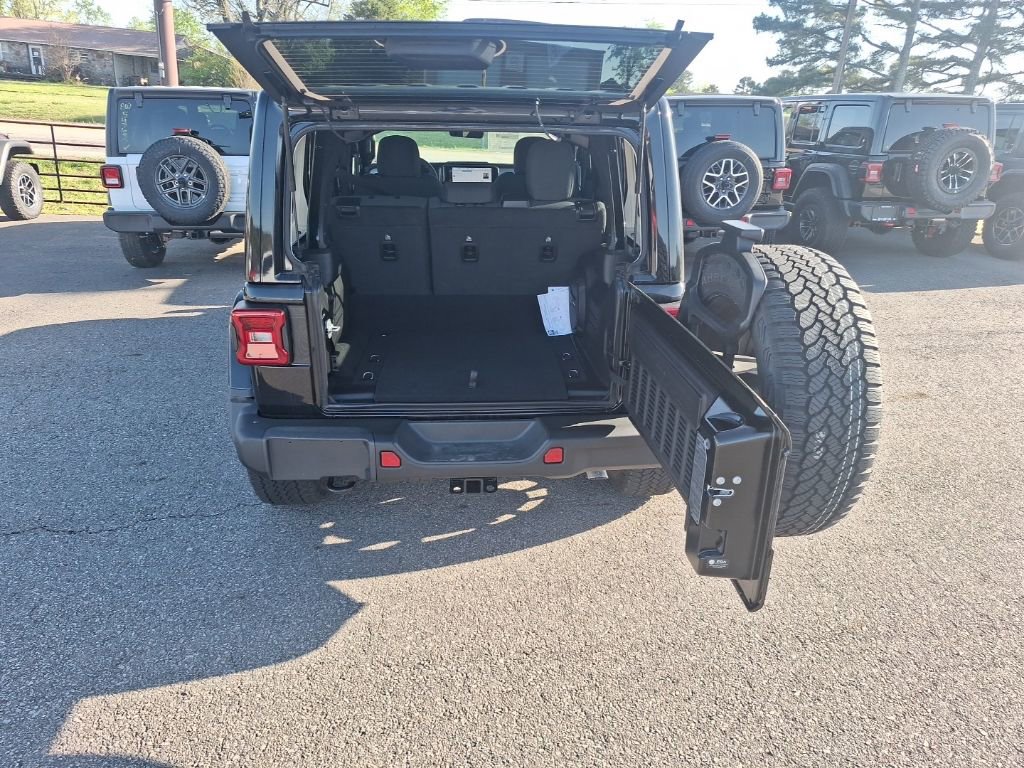 New 2025 Jeep Wrangler Unlimited Sahara image 6