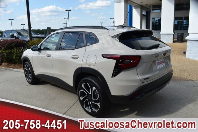 Used 2026 Chevrolet Trax RS w/ Sunroof Package image 7