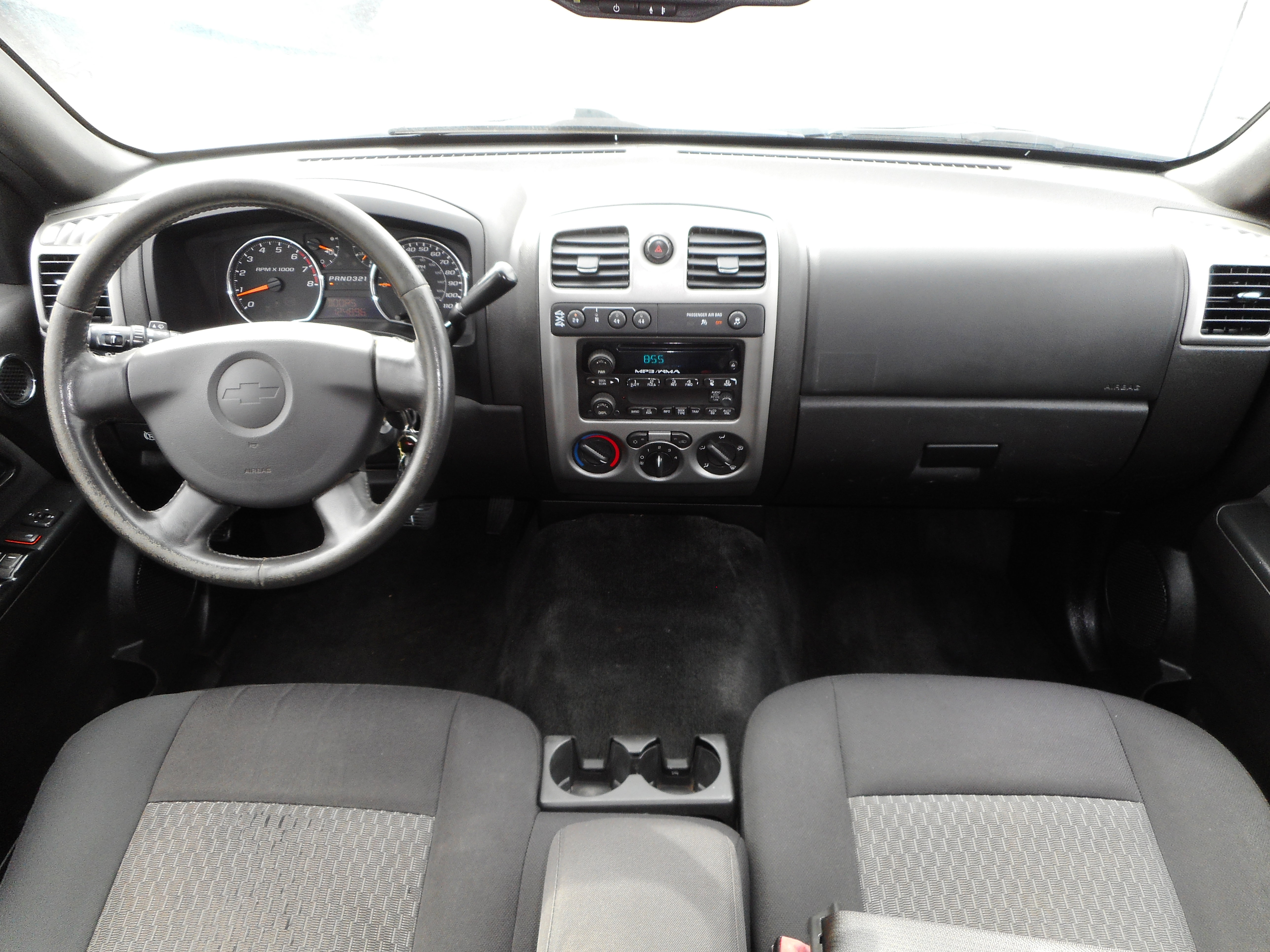 Used 2011 Chevrolet Colorado LT image 19