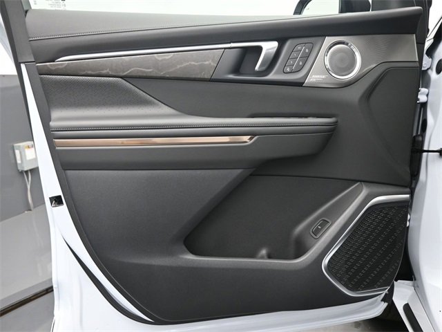 New 2026 Buick Enclave Avenir w/ Super Cruise Package image 12