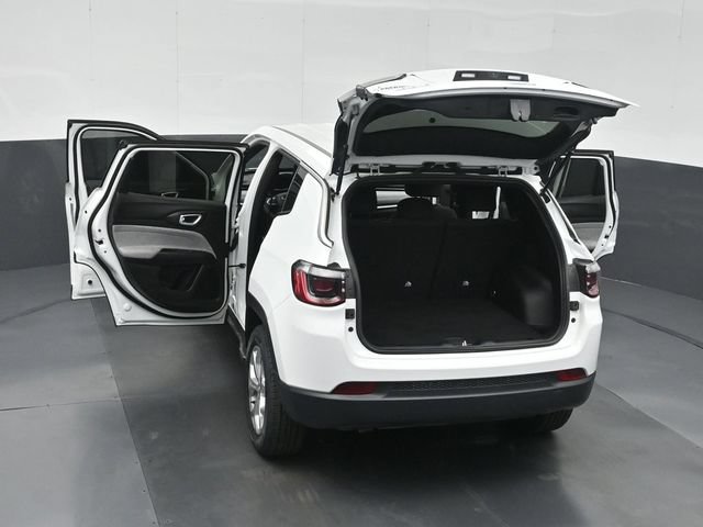 Used 2025 Jeep Compass Sport AWD/4WD image 52