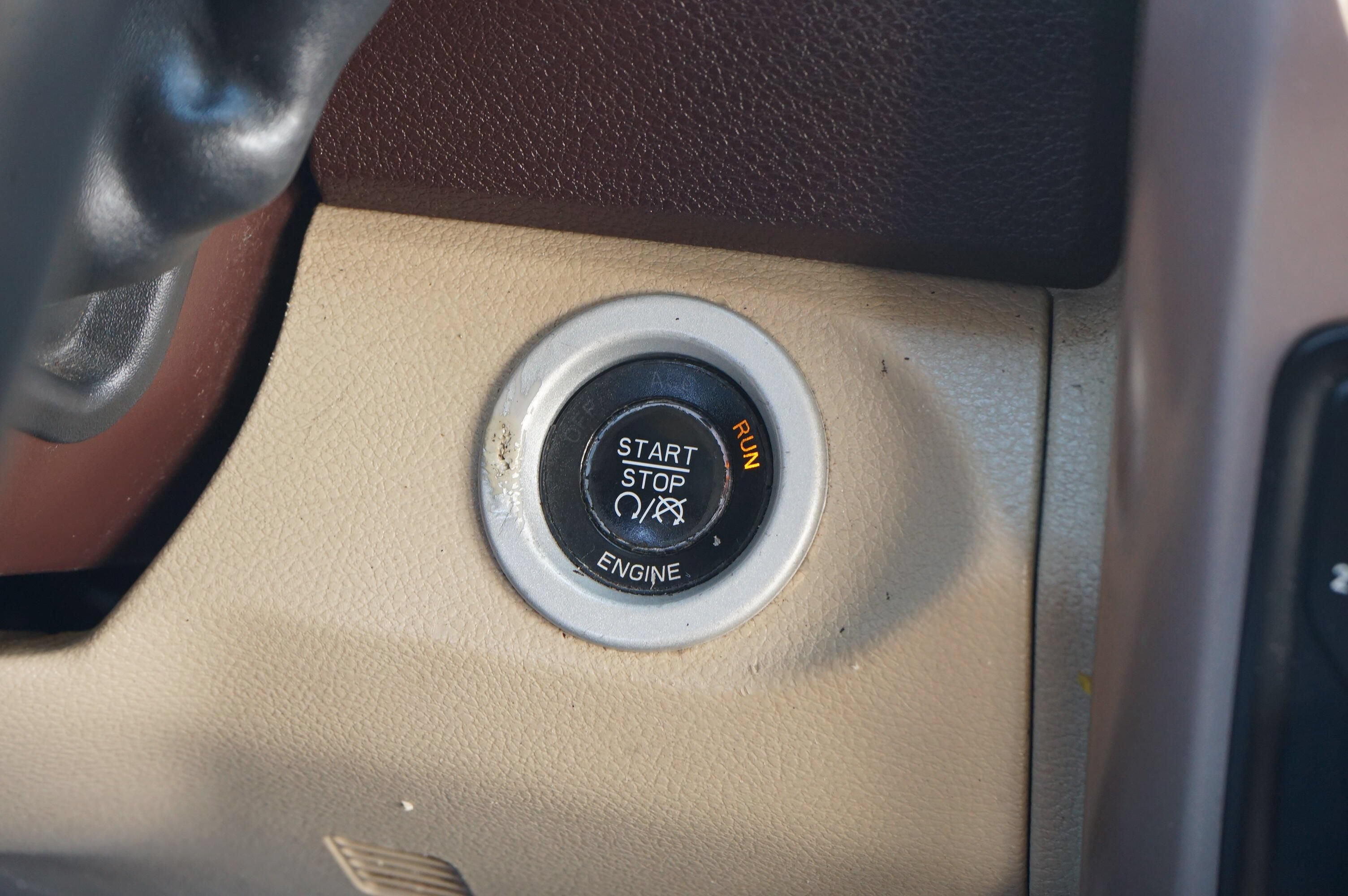Used 2013 RAM 2500 Longhorn w/ Convenience Group AWD/4WD image 21