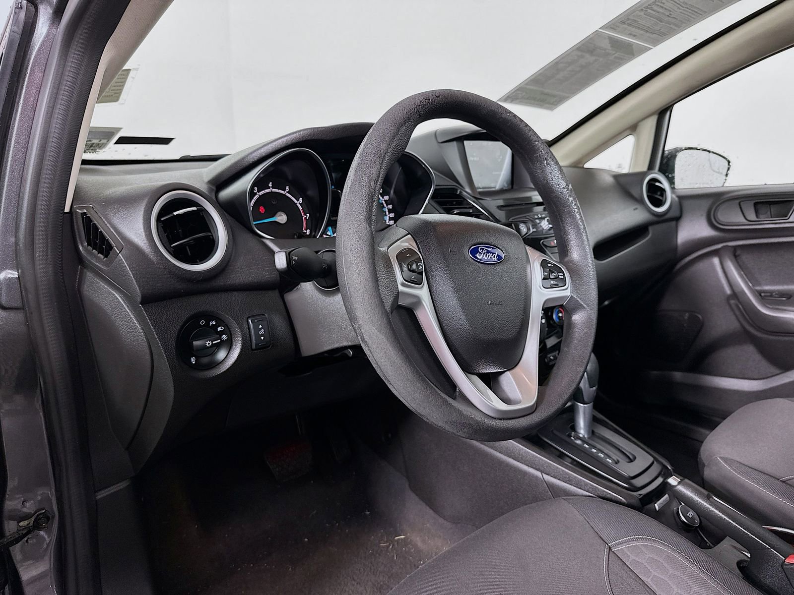 Used 2019 Ford Fiesta SE w/ Equipment Group 201A image 10