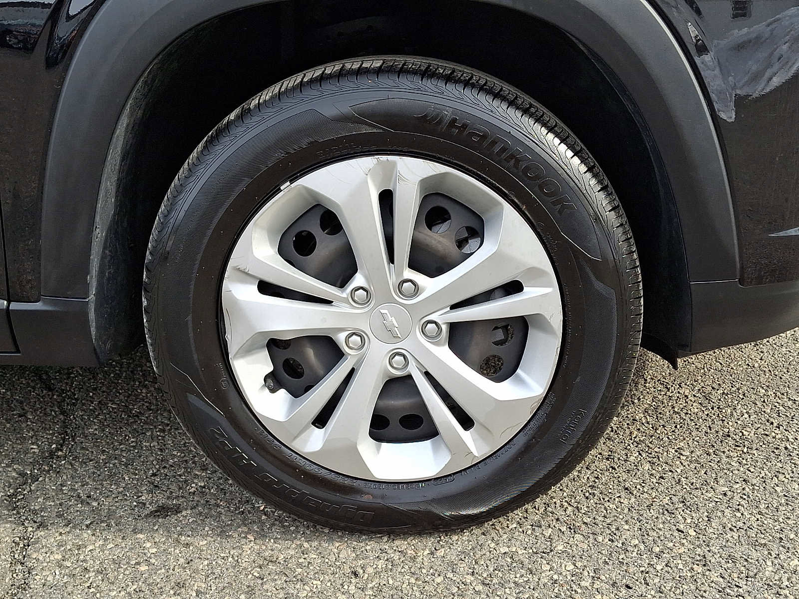 Used 2024 Chevrolet Trax LS image 8