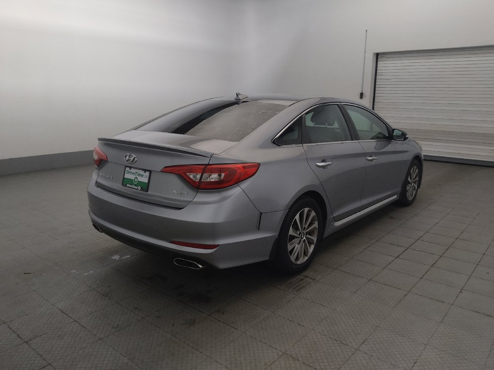 Used 2017 Hyundai Sonata Sport w/ Value Edition Package 02 FWD image 9