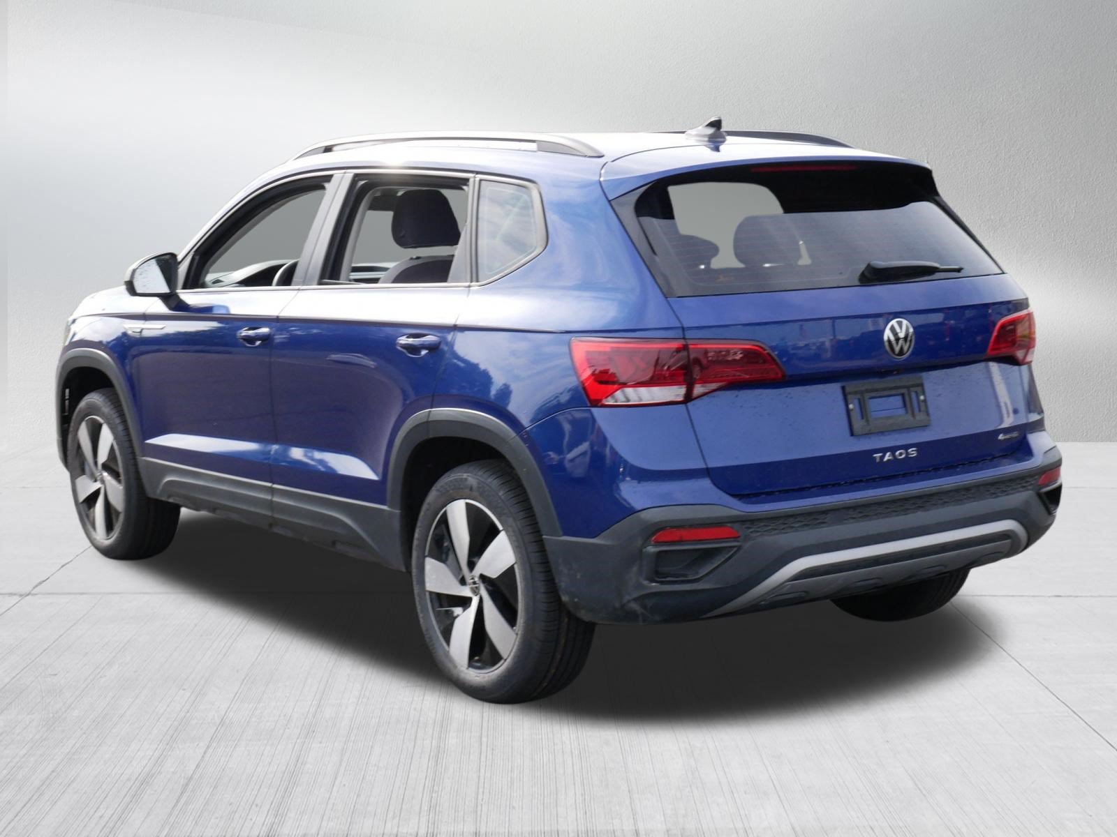Used 2024 Volkswagen Taos S AWD/4WD image 4